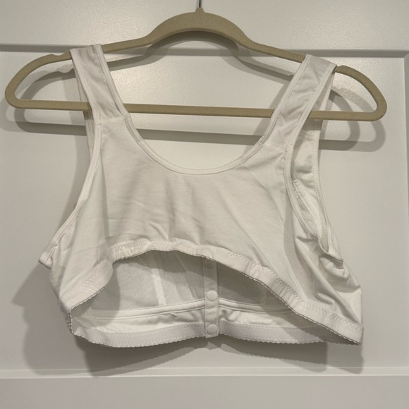 BRAND NEW W TAGS | front button bras | 3 pack - Picture 8 of 16